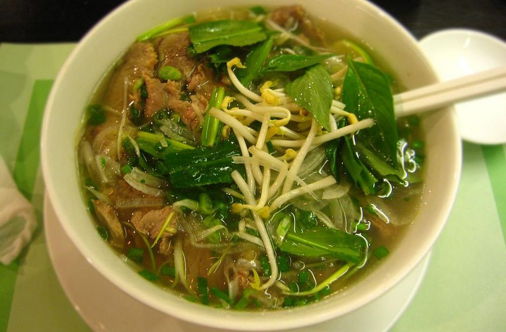 Zupa pho. Przepis kuchni azjatyckiej